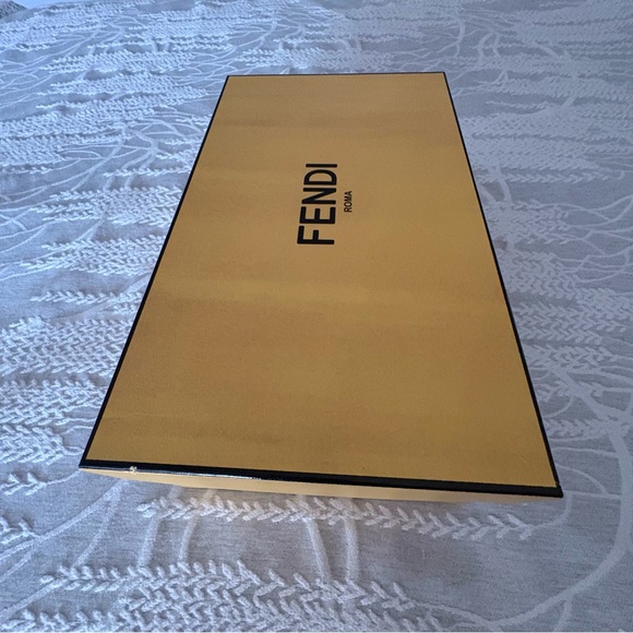 Fendi Shoe Box Only - Picture 2 of 11